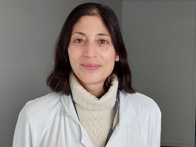 La Dra. Elena Roselló rep la beca Francis Fontan de formació en vàlvula aòrtica