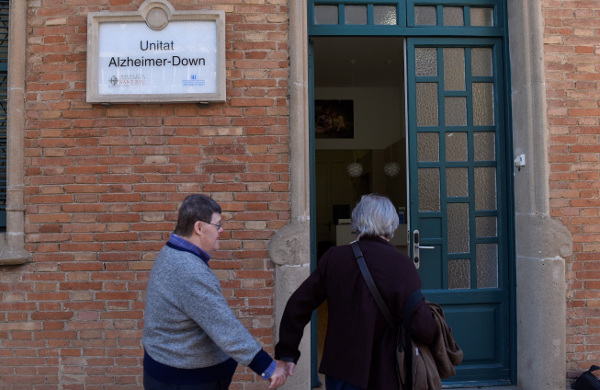 Sant Pau, la Fundació Catalana Síndrome de Down i la Universitat de Cambridge descriuen per primer cop la història natural de la malaltia d’Alzheimer en persones amb síndrome de Down