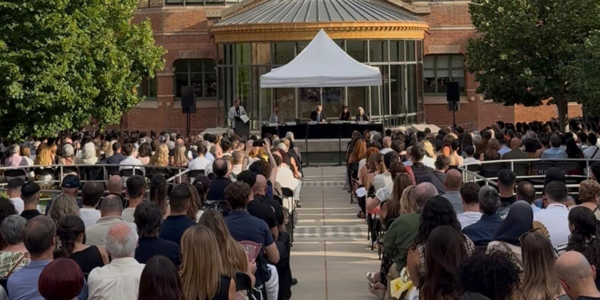 Més de 90 alumnes s’han graduat a l’Escola Universitària d’Infermeria de Sant Pau